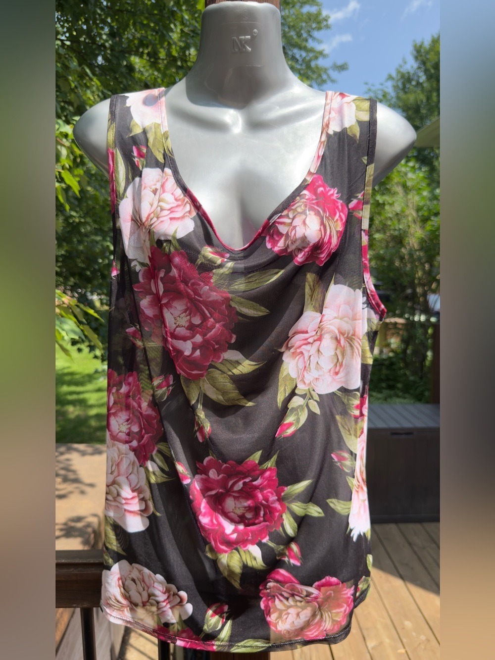 🌺🖤 Floral Cowl Neck Camisole in Black and Pink | Size Medium - Picture 3 of 11